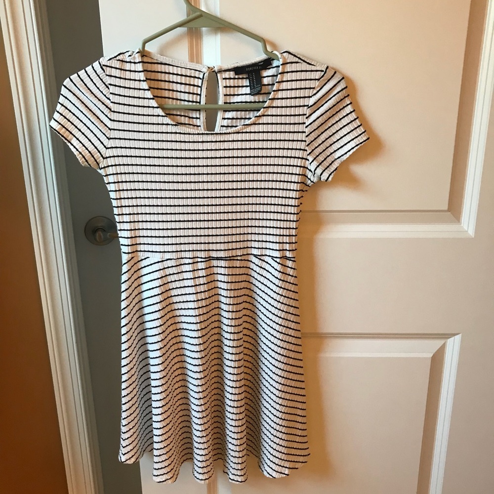 Forever 21 M dress. Gently worn